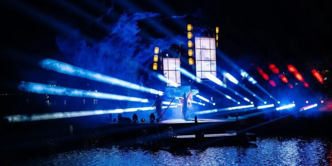 Why Your “Bright” Light Isn’t Bright: Candela vs Lumens for Real-World Stage Use