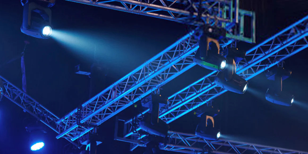 Stage Lighting 101: Guide to Lighting Design for Performances