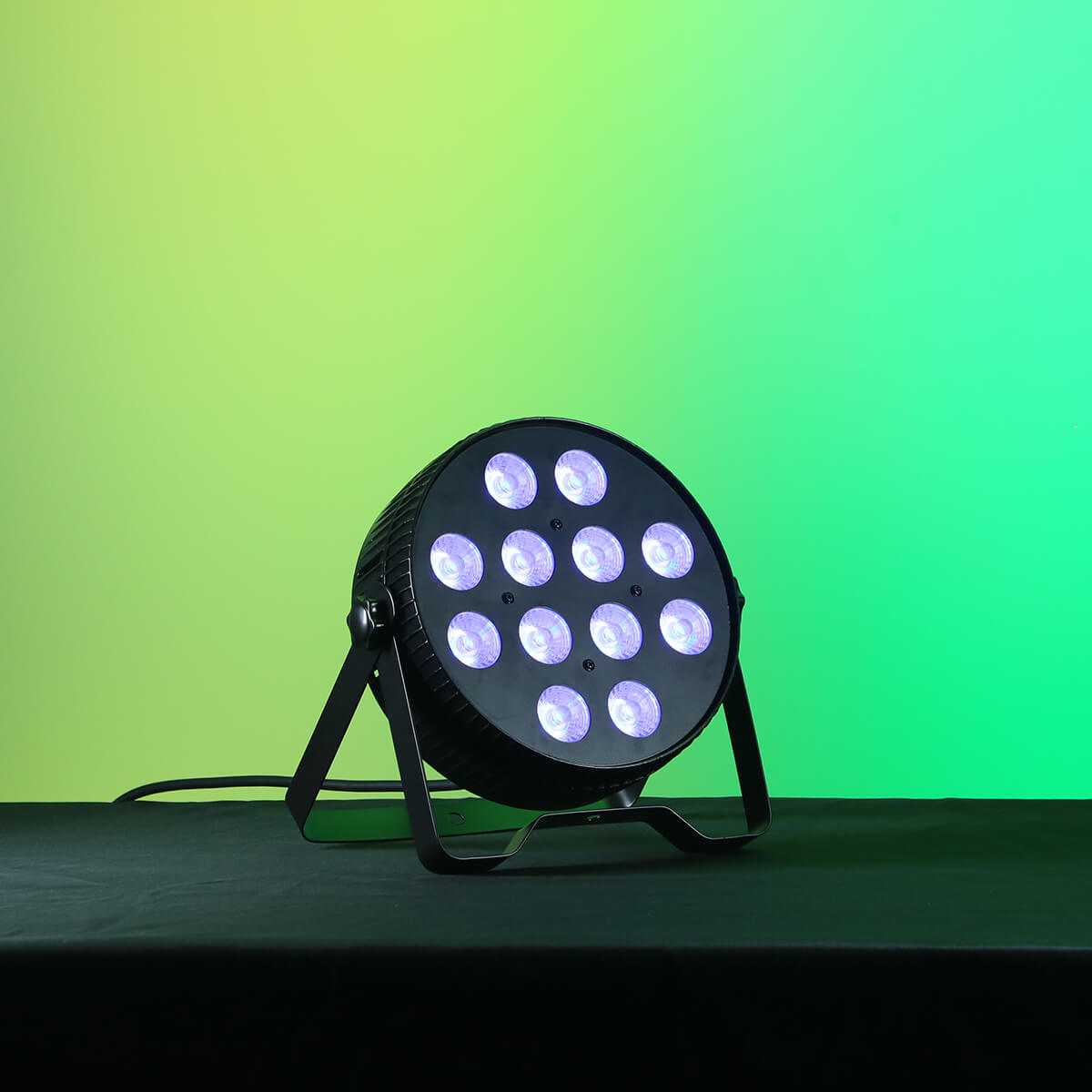 Betopper LPC1218 12x18W Lime Amber UV + RGB 6-in-1 LED PAR Light