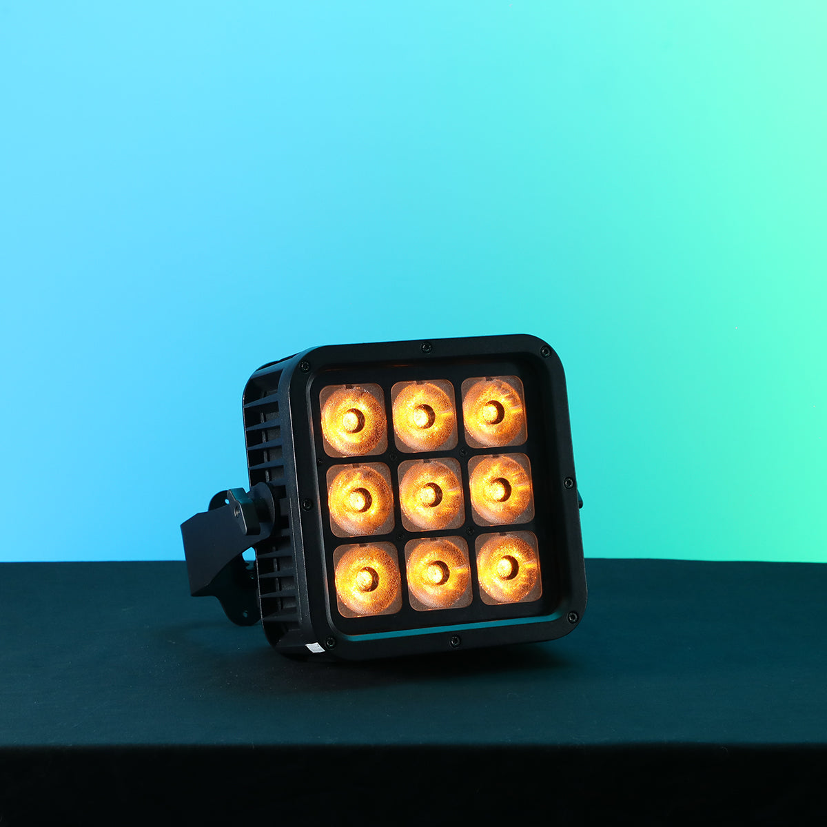 Betopper LPD001 9×18W RGBWA+UV 6-in-1 Battery-Powered IP65 Outdoor LED PAR Uplight