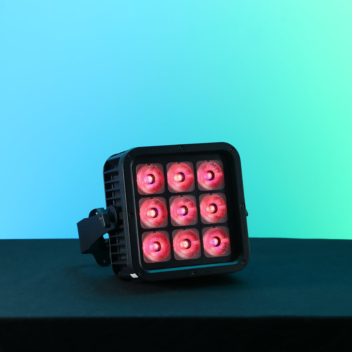 Betopper LPD001 9×18W RGBWA+UV 6-in-1 Battery-Powered IP65 Outdoor LED PAR Uplight