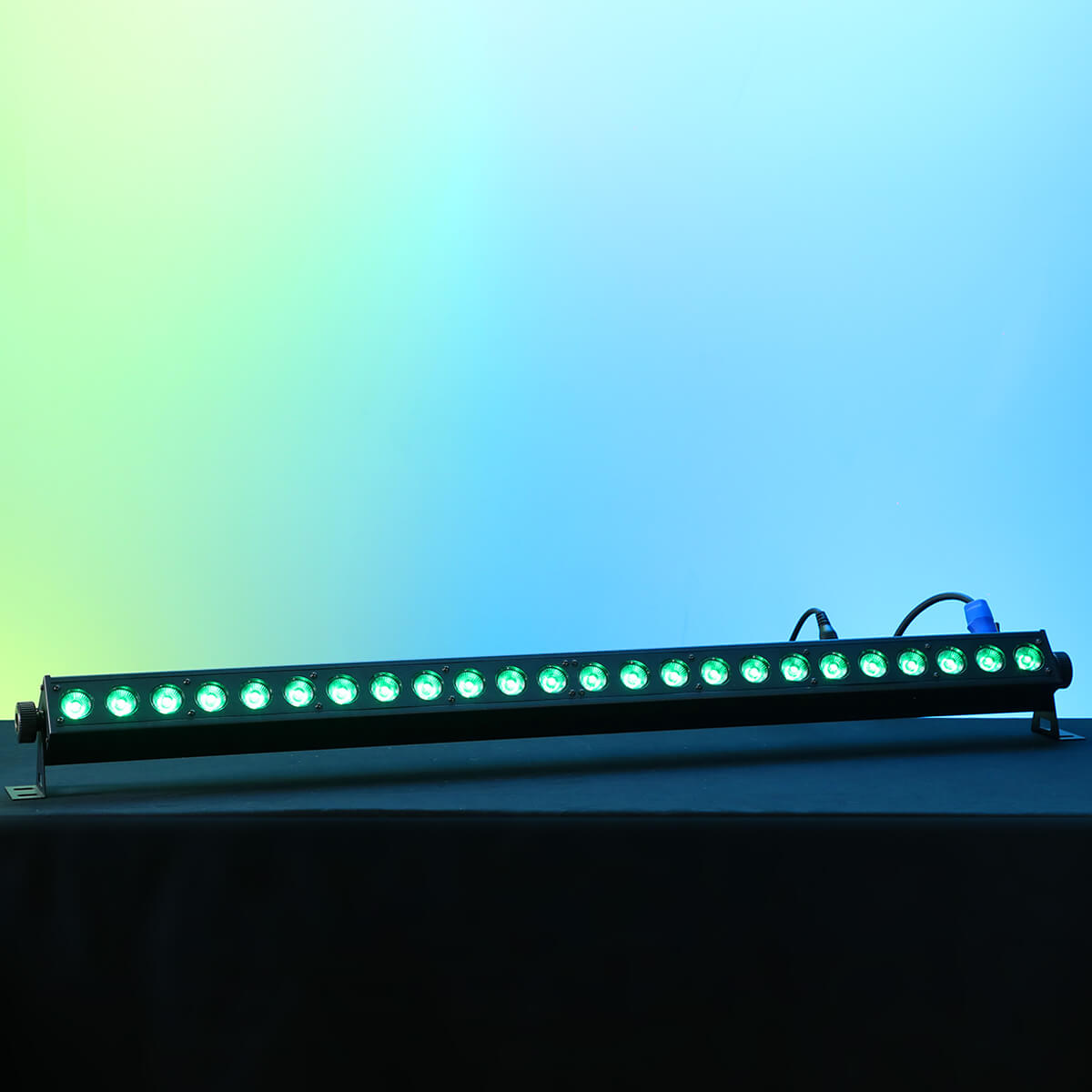 Betopper LW2418 RGBWA+UV Pixel Linear Wash Light